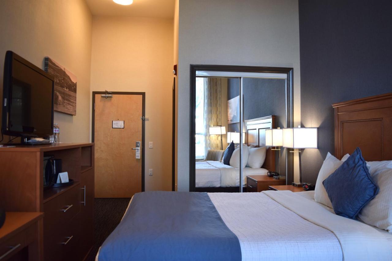 Best Western Plus Uptown Hotel Vancouver Esterno foto